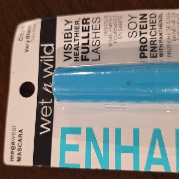 (J52) Wet n Wild Megawear Mascara Very Black C136 - Picture 3 of 5